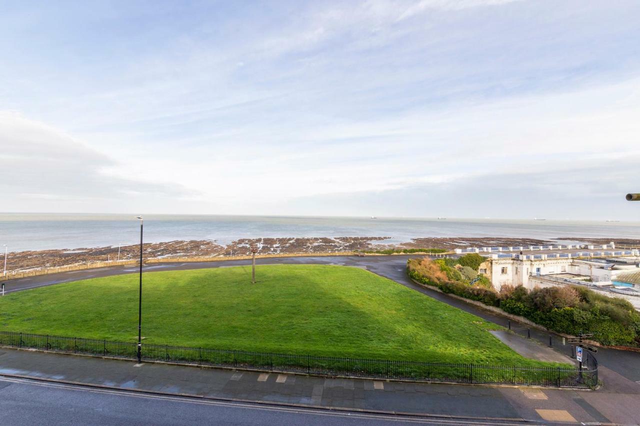 Fort Crescent - Margate Apartment ภายนอก รูปภาพ